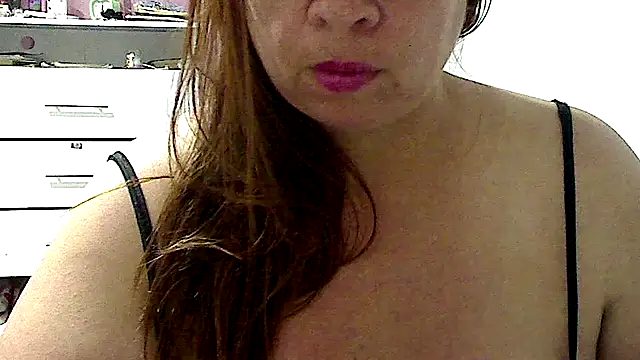 Snapshot of luciana69hot chatting on February 23, 2026, 9:34 pm luciana69hot online show from February 23, 2026, 9:34 pm