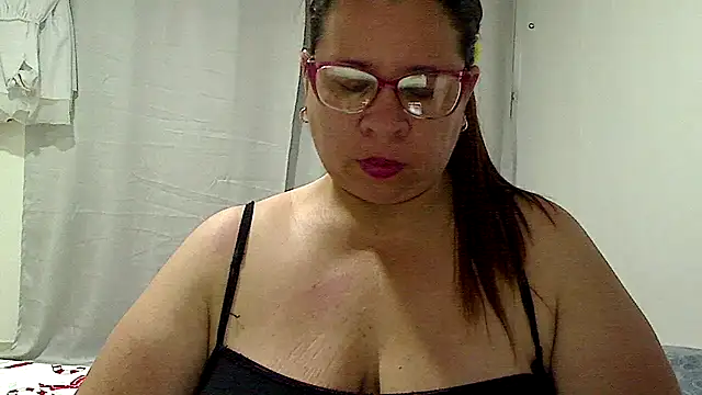 luciana69hot online show from March 16, 2026, 5:06 pm