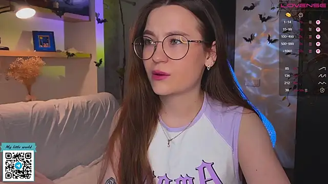 mia here online show from November 15, 2025, 1:58 am