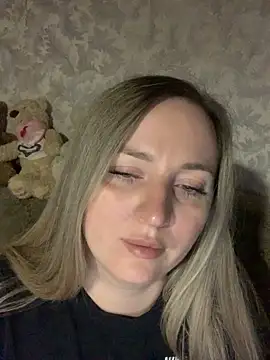 hotsteacher online show from October 18, 2025, 10:54 pm