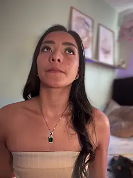 Snapshot of im-isabella chatting on September 19, 2025, 8:20 pm im-isabella online show from September 19, 2025, 8:20 pm