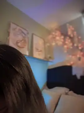 Snapshot of im-isabella chatting on October 12, 2025, 3:44 pm im-isabella online show from October 12, 2025, 3:44 pm