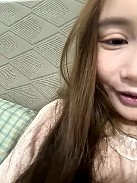 Snapshot of uulove521 chatting on October 8, 2025, 6:05 pm uulove521 online show from October 8, 2025, 6:05 pm