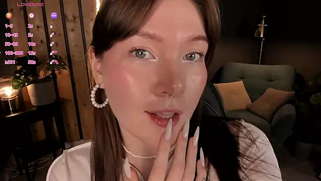 Ash Hasmy online show from October 28, 2025, 12:41 pm