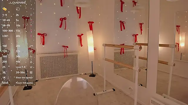 Snapshot of Ash_Hasmy chatting on December 21, 2025, 12:23 pm Ash Hasmy online show from December 21, 2025, 12:23 pm