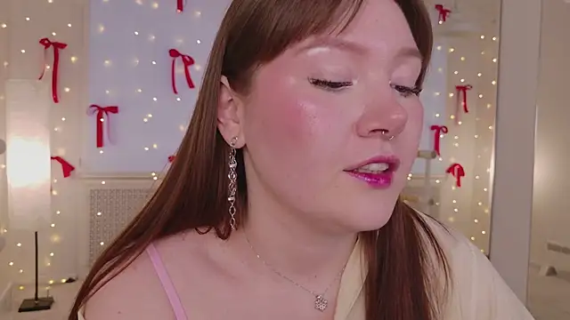 Snapshot of Ash_Hasmy chatting on January 11, 2026, 12:10 pm Ash Hasmy online show from January 11, 2026, 12:10 pm