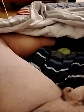 Snapshot of handsomedad69 chatting on December 21, 2025, 2:41 am handsomedad69 online show from December 21, 2025, 2:41 am