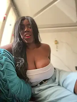 Snapshot of Alexia_24 chatting on November 4, 2025, 7:46 pm Alexia 24 online show from November 4, 2025, 7:46 pm