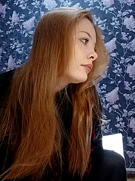 Snapshot of Dari_Toy_ chatting on December 2, 2025, 11:04 am Dari Toy online show from December 2, 2025, 11:04 am