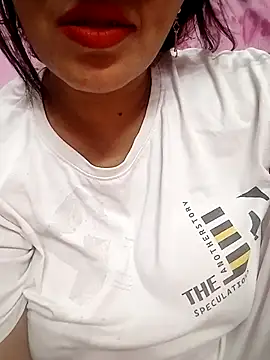 Snapshot of sweety_sona chatting on September 15, 2025, 6:41 pm sweety sona online show from September 15, 2025, 6:41 pm