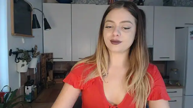 Snapshot of BuffyxLUST chatting on December 2, 2025, 8:08 am BuffyxLUST online show from December 2, 2025, 8:08 am