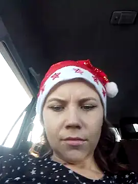 Snapshot of YOURLIKAA chatting on December 23, 2025, 5:05 am YOURLIKAA online show from December 23, 2025, 5:05 am