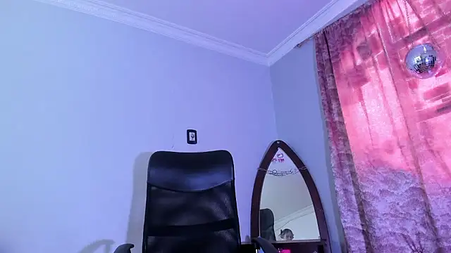 Snapshot of Pamela_Squirtt chatting on January 16, 2026, 3:16 pm Pamela Squirtt online show from January 16, 2026, 3:16 pm