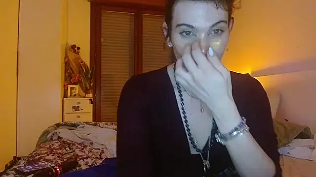 refem9 online show from December 15, 2025, 6:01 pm