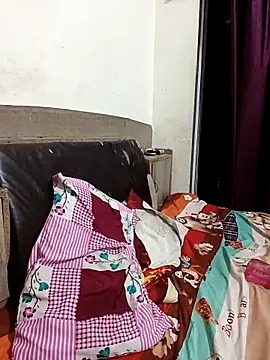 Snapshot of MasTANIYA chatting on February 17, 2026, 3:29 pm MasTANIYA online show from February 17, 2026, 3:29 pm