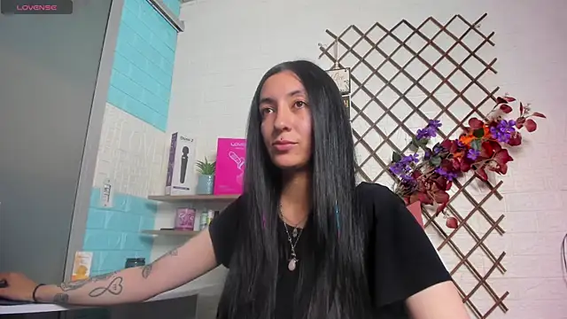 Snapshot of SALOME_KORLAND chatting on June 27, 2026, 7:30 pm SALOME KORLAND online show from June 27, 2026, 7:30 pm