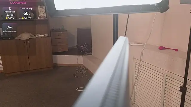 Snapshot of Margo_Moll chatting on November 21, 2025, 6:45 am Margo Moll online show from November 21, 2025, 6:45 am