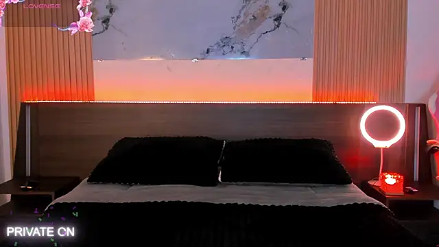 Snapshot of samanthaa_moon chatting on February 17, 2026, 1:24 am samanthaa moon online show from February 17, 2026, 1:24 am