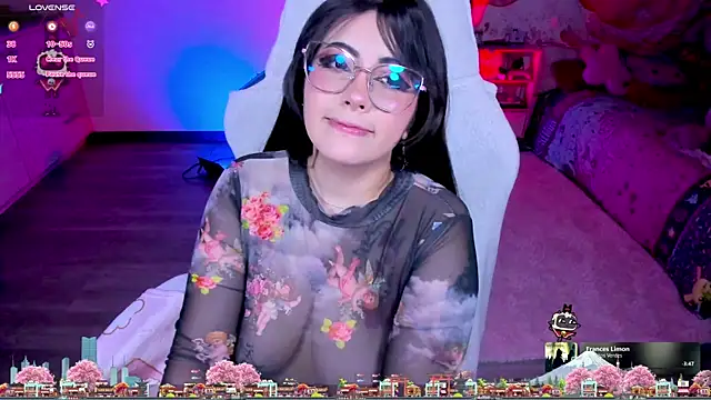 AlyssaRomanova online show from April 3, 2026, 2:42 am