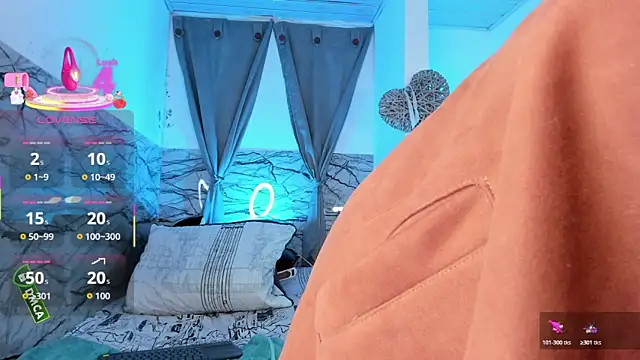 fanEmy online show from October 29, 2025, 11:28 pm