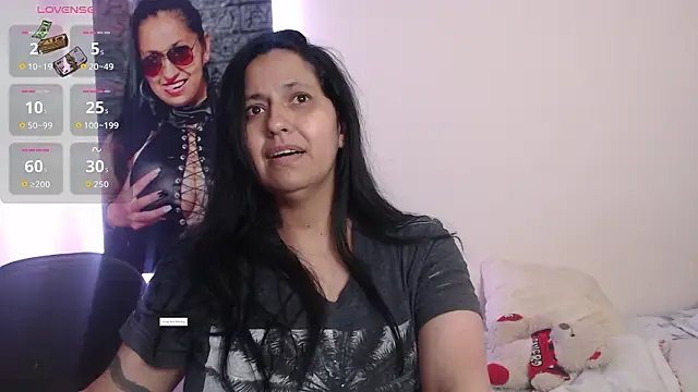 Snapshot of holydeath_1 chatting on January 17, 2026, 8:23 pm holydeath 1 online show from January 17, 2026, 8:23 pm