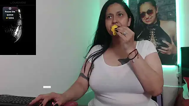 Snapshot of holydeath_1 chatting on February 28, 2026, 8:21 pm holydeath 1 online show from February 28, 2026, 8:21 pm