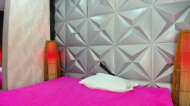 GreciaFox1 online show from December 15, 2025, 11:25 am