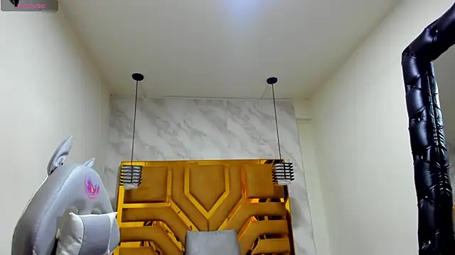 Luciifeer  online show from February 7, 2026, 6:44 pm