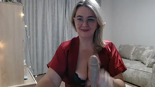 EleanoraDream online show from January 5, 2026, 5:27 pm