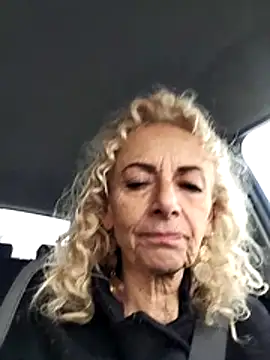 clarabell4 online show from January 9, 2026, 7:55 am