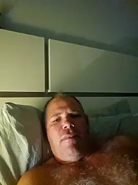 Snapshot of cubanitofeliz40 chatting on December 15, 2025, 11:58 am cubanitofeliz40 online show from December 15, 2025, 11:58 am