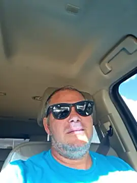 Snapshot of cubanitofeliz40 chatting on January 5, 2026, 8:45 pm cubanitofeliz40 online show from January 5, 2026, 8:45 pm