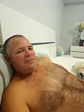 Snapshot of cubanitofeliz40 chatting on January 17, 2026, 11:15 am cubanitofeliz40 online show from January 17, 2026, 11:15 am