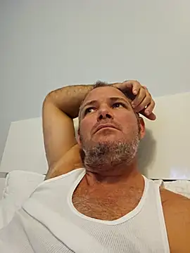 Snapshot of cubanitofeliz40 chatting on January 31, 2026, 9:46 pm cubanitofeliz40 online show from January 31, 2026, 9:46 pm