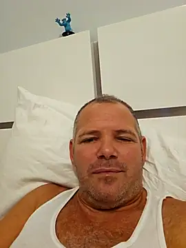 Snapshot of cubanitofeliz40 chatting on February 7, 2026, 8:29 am cubanitofeliz40 online show from February 7, 2026, 8:29 am