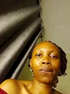 SeffieLucy online show from November 16, 2025, 1:44 am