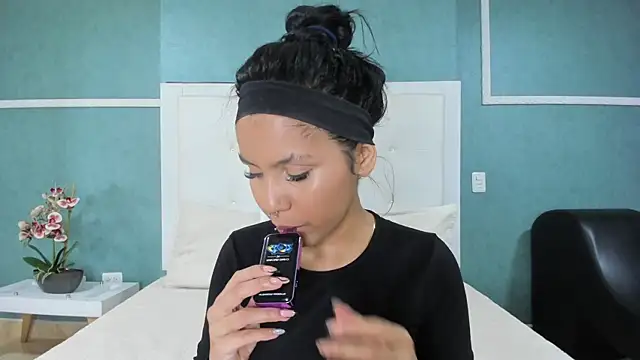 ania gomez online show from September 26, 2025, 9:19 pm