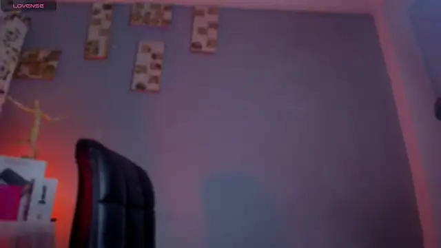 Chloe cooperr online show from November 6, 2025, 10:54 pm