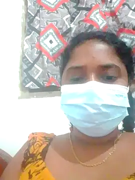 boosypussy online show from April 10, 2026, 9:41 pm