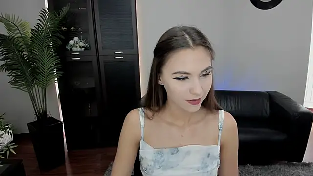 Snapshot of EllaCurtis chatting on October 7, 2025, 11:40 am EllaCurtis online show from October 7, 2025, 11:40 am