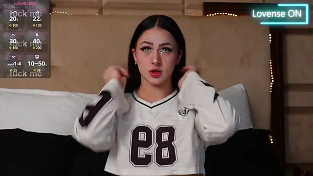 Snapshot of LucyLextonX chatting on January 17, 2026, 9:07 pm LucyLextonX online show from January 17, 2026, 9:07 pm