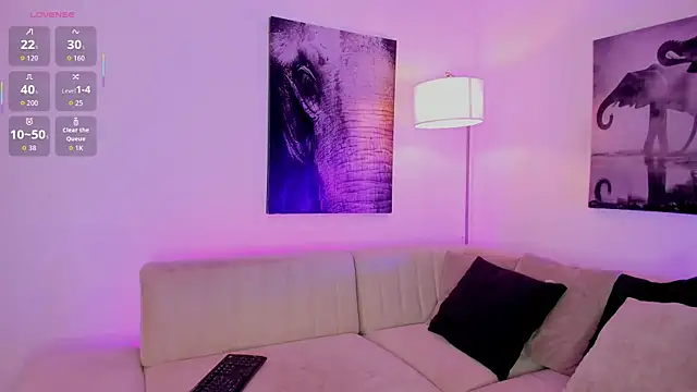 chelssy7 online show from September 15, 2025, 3:39 am