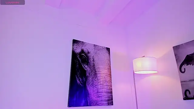 chelssy7 online show from September 28, 2025, 3:34 am