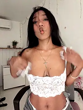 LeilaEbony online show from September 9, 2025, 12:48 pm