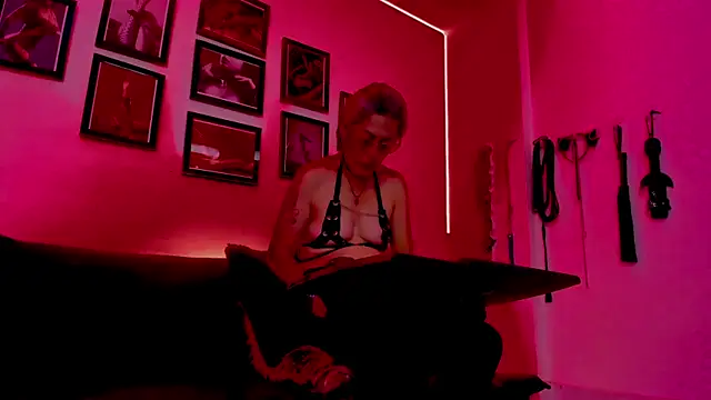 MistressNyx cg online show from November 5, 2025, 3:12 pm