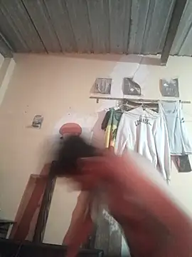 Ortiz3404 online show from November 5, 2025, 9:48 pm