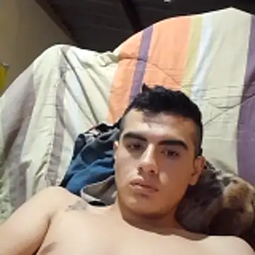 Snapshot of Ortiz3404 chatting on April 22, 2026, 5:32 am Ortiz3404 online show from April 22, 2026, 5:32 am