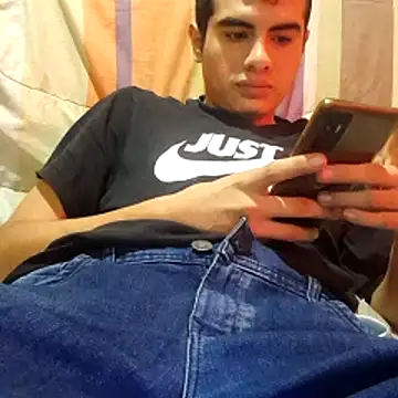 Snapshot of Ortiz3404 chatting on May 31, 2026, 8:43 pm Ortiz3404 online show from May 31, 2026, 8:43 pm