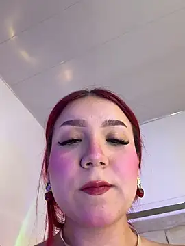 Snapshot of Mia_Juicyberry chatting on March 4, 2026, 12:38 am Mia Juicyberry online show from March 4, 2026, 12:38 am