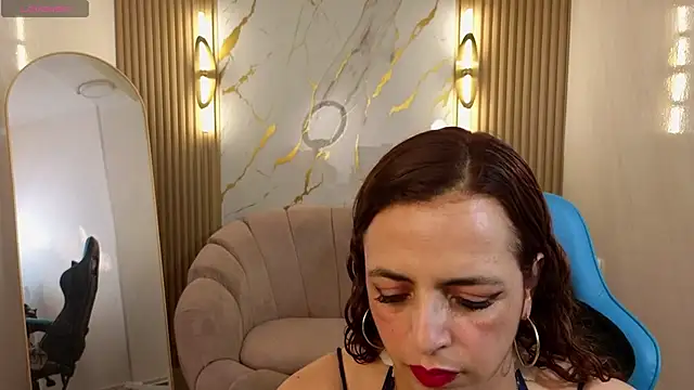  Evoni b online show from September 30, 2025, 7:52 pm